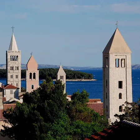 In Rab Insel Rab 17863 *